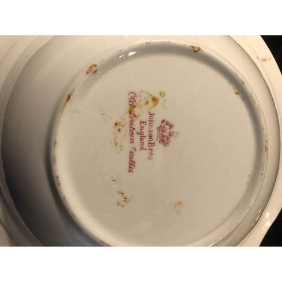 Vintage Johnson Brothers Old Britain Castles Round Serving Bowl - Pink - Picture 7 of 9